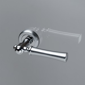 Дверная ручка на розетке Extreza DEZI-R03-F05-F04-F05 (DEZI 309) матовый хром / хром / кольцо матовый хром