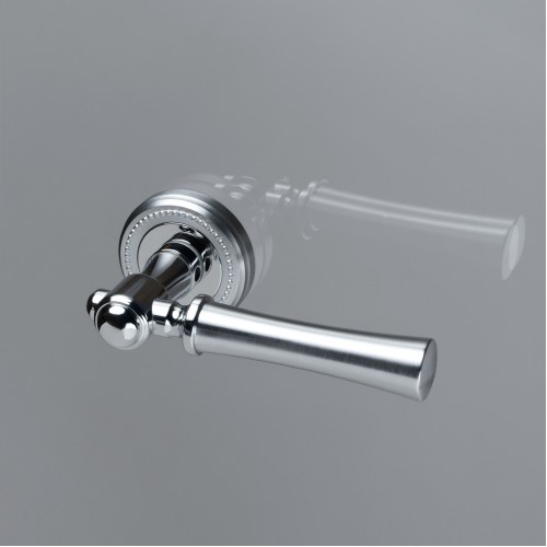 Дверная ручка на розетке Extreza DEZI-R03-F05-F04-F05 (DEZI 309) матовый хром / хром / кольцо матовый хром