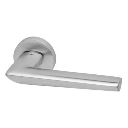 Ручка дверная на круглой розетке MANDELLI 1081 ISI 26D матовый хром