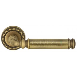 Дверная ручка Extreza Classic "BENITO" 307 круглая розетка R02 матовая бронза F03