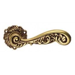 Дверная ручка LINEA CALI на фигурной розетке "ROCOCO" 1285 RO 078 OF золото французское, матовое