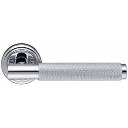 Дверная ручка Extreza Classic "TUBA" 126 круглая розетка R01 полированный хром F04
